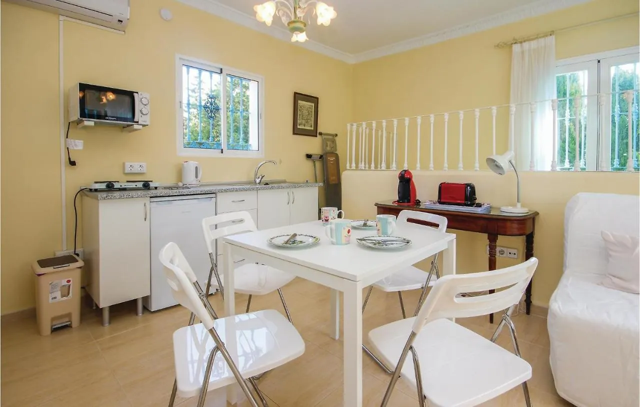 Gorgeous Apartment In Urb El Chaparral With Wifi 라칼라데미야스